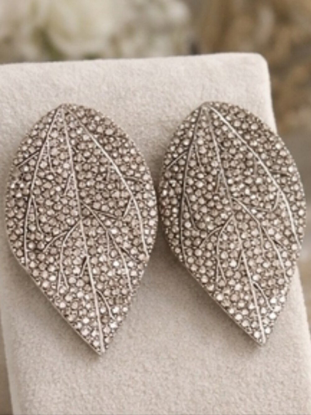 Marcasite Leaf Earrings SO SHIMMERY, CLASSIC & SOPHISTICATED - Pre-loved (1.75")